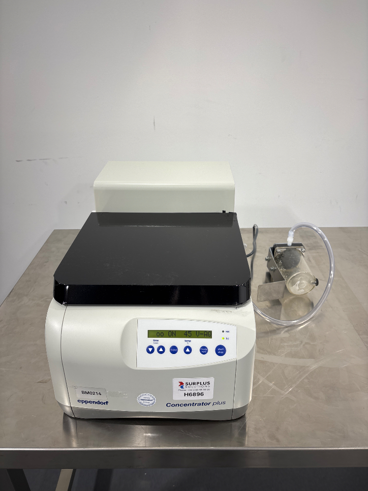 Image of Eppendorf 5305 Concentrator Plus Centrifuge